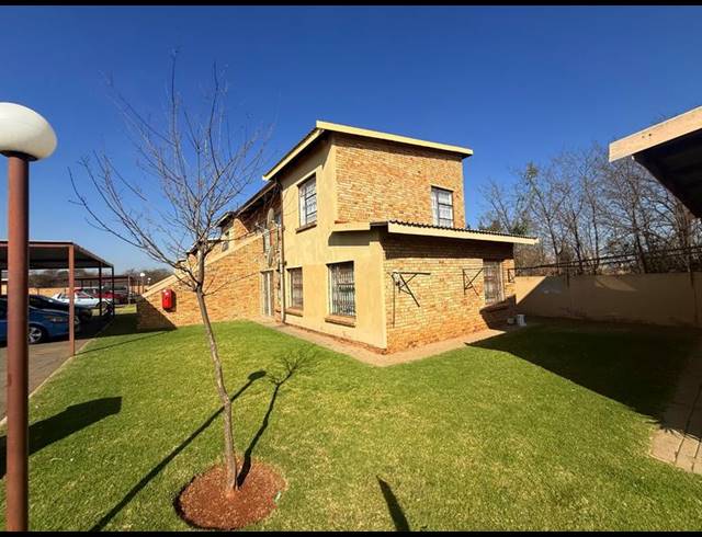 2 BEDROOM APARTMENT FOR SALE IN STAALRUS